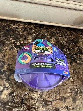 Mystery Squishy Dumpling Galaxy Dumpling Edition